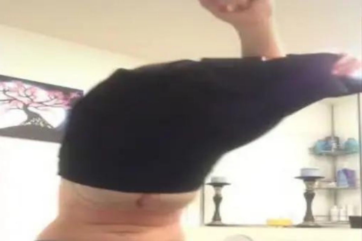 कपड्यांमुळे तरुणीची भलतीच फजिती; व्हिडिओ पाहताच मदतीसाठी ऑफिस सोडून पळत आला बॉयफ्रेंड