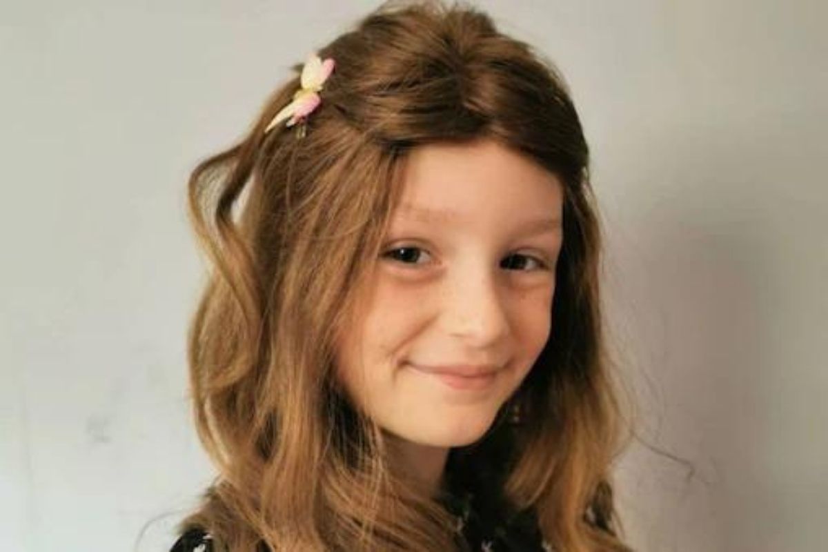 लॉकडाऊनमुळे बराच काळ घरात कैद राहिली चिमुकली; झाला गंभीर परिणाम, आता स्वतःचेच केस उपटते अन्...