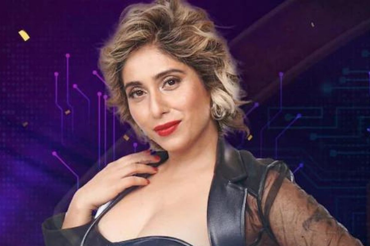 Bigg Boss OTT: फायनलच्या 3 दिवस आधी घरातून बाहेर झाली नेहा भसीन; प्रतीकला अश्रू झाले अनावर
