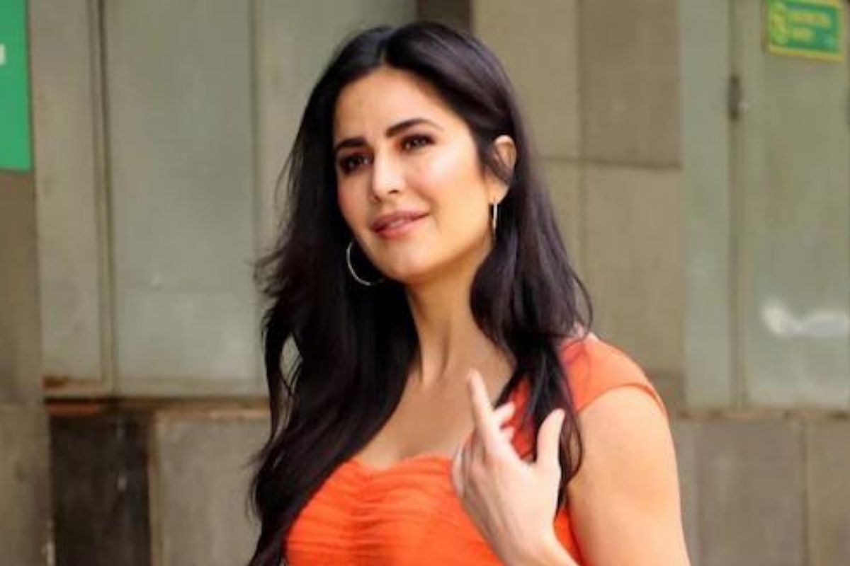 'Tiger 3'चं शूटिंग सोडून शॉपिंगवर निघाली कतरिना कैफ; VIDEO होतोय तुफान VIRAL