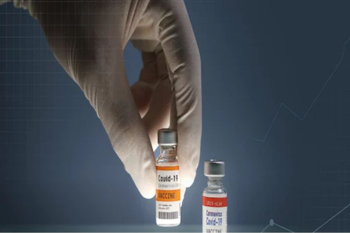 Corona Vaccine : आता कोरोना लसीचा डबल धमाका; 'या' कंपनीची लस ठरत आहे कॅन्सरवरही प्रभावी