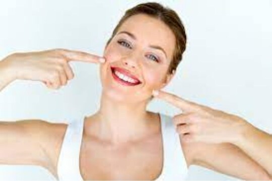 Vitamins for Skin: सुंदर चेहऱ्यासाठी फॉलो करा या घरगुती Tips; तीन दिवसांत मिळेल Result