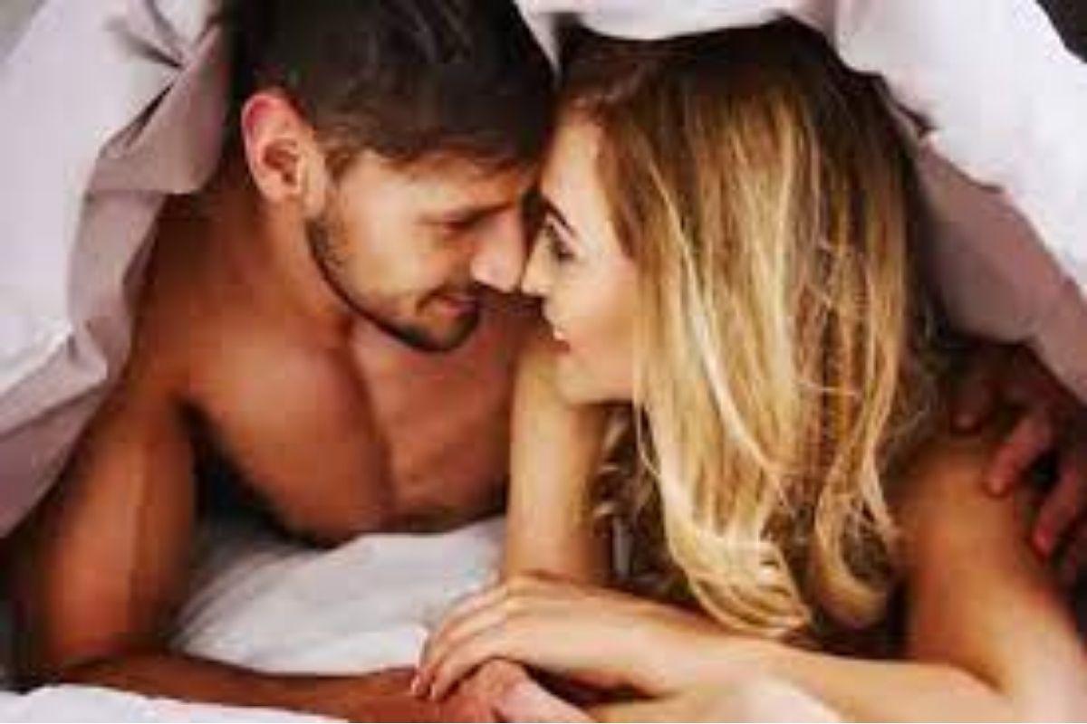 सेक्सपॉवर वाढवण्यासाठी 'या' पाच मसाल्यांचे करा सेवन; आयुष्य बदलेल