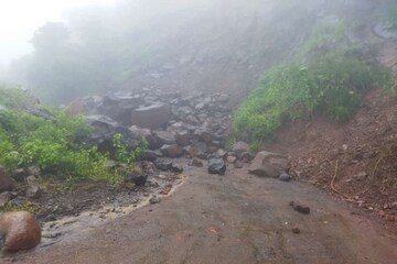 LIVE Updates: औरंगाबादच्या नागद घाटात दरड कोसळली