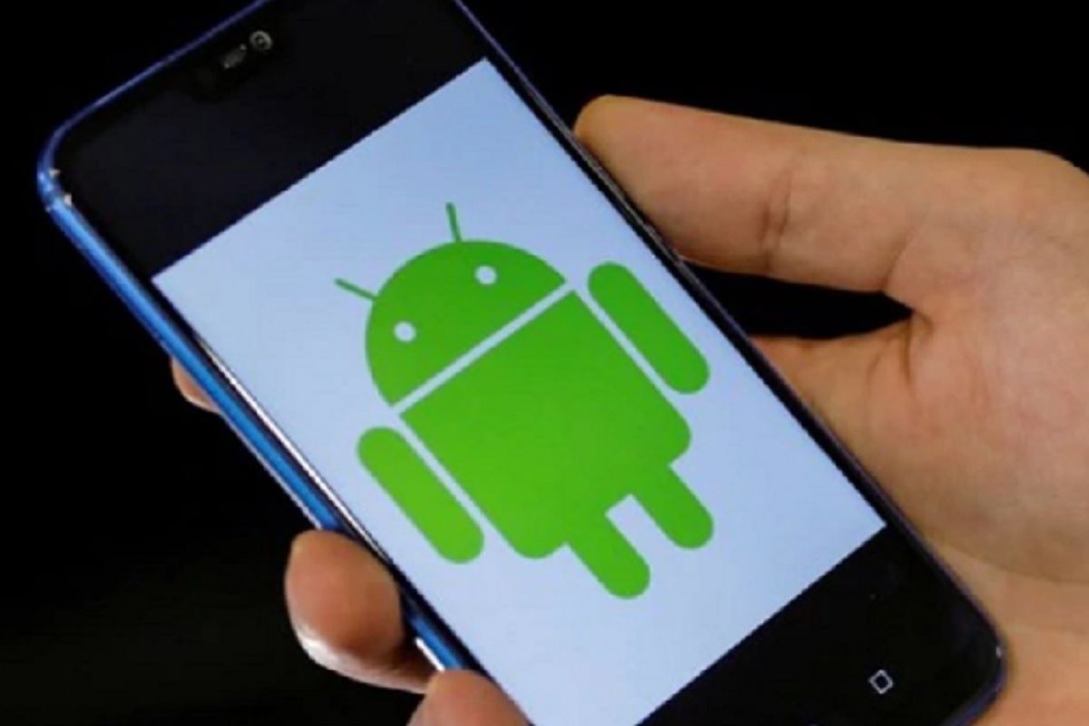 तुमच्या Android फोनमध्ये कोणी कोणतं App वापरलं, हे जाणून घेण्यासाठी तुमच्या Android Phone च्या Dialer मध्ये जा. 