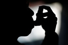 दम्याच्या रुग्णांसाठी रात्र भयाण; या वेळेत का येतो Asthma Attack माहिती आहे का?