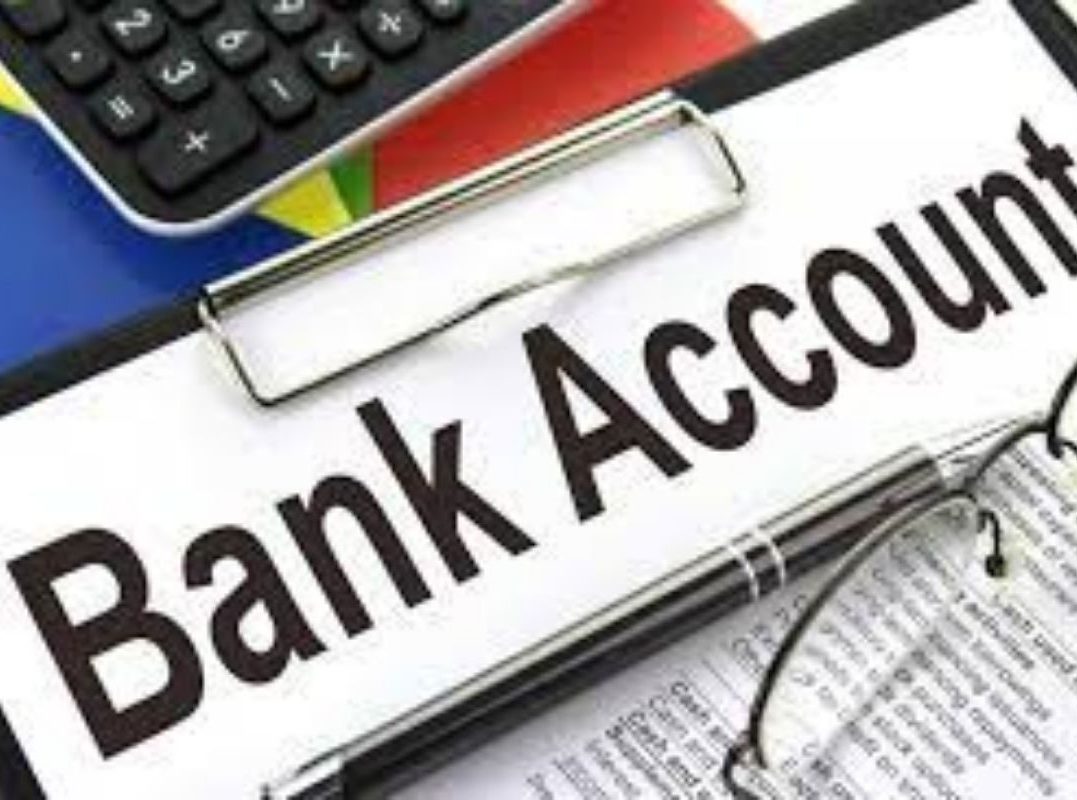 Savings अकाउंट चांगलं की Salary अकाउंट? वाचा नक्की काय कोणत्या अकाउंटमुळे होणार तुमच्या खिशाला फायदा