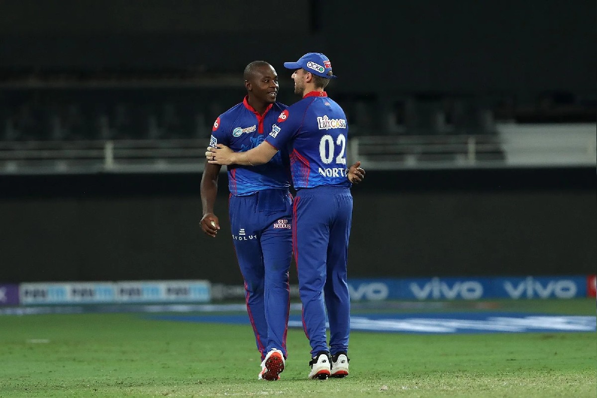 IPL 2021: दिल्लीच्या बॉलरनं टाकला सर्वात फास्ट बॉल, रॉकेटच्या वेगानं केली हैदराबादची चाळण