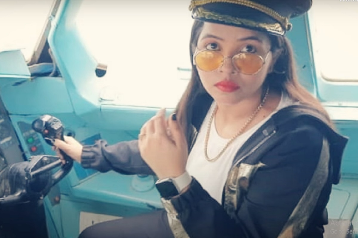 पुन्हा डोकं फिरवायला आली Dhinchak Pooja; तिच्या नव्या गाण्याचा VIDEO पाहिलात का?
