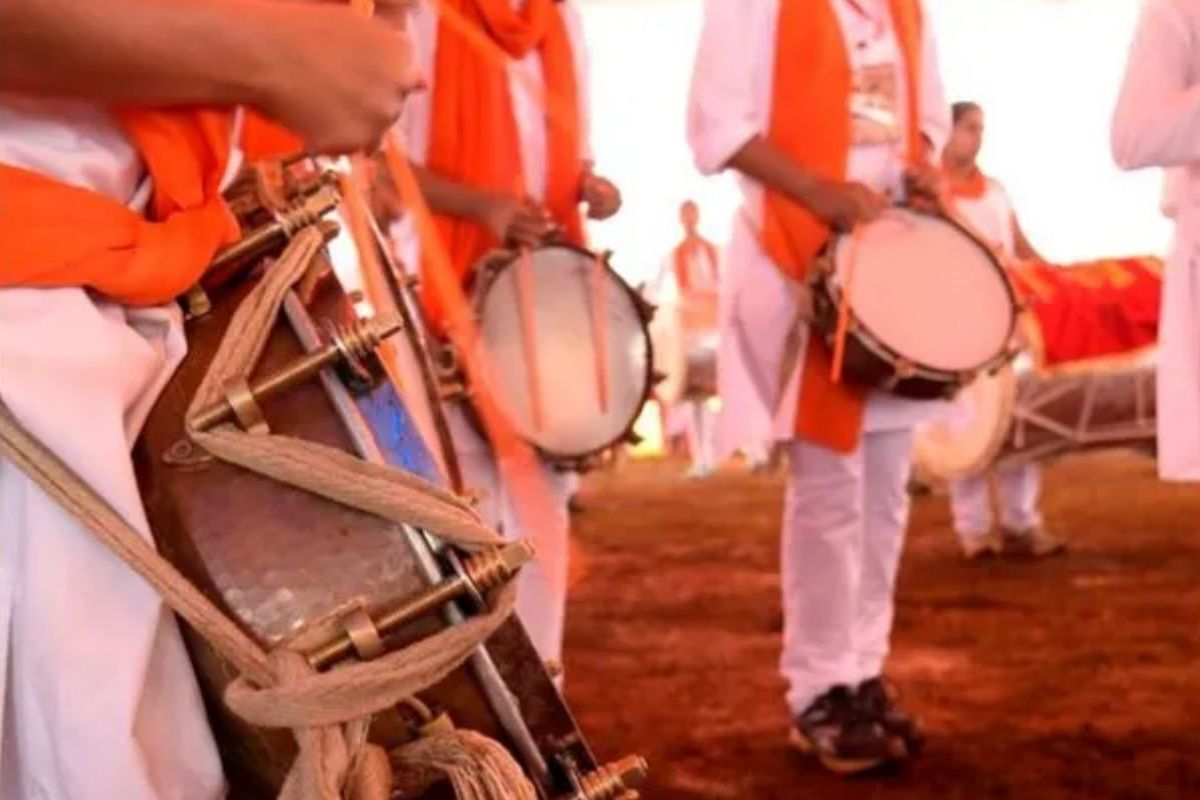 या पथकात 16 मुलींसह 60 जणांचा समावेश आहे. (प्रातिनिधीक फोटो-Twitter/@justnashik)