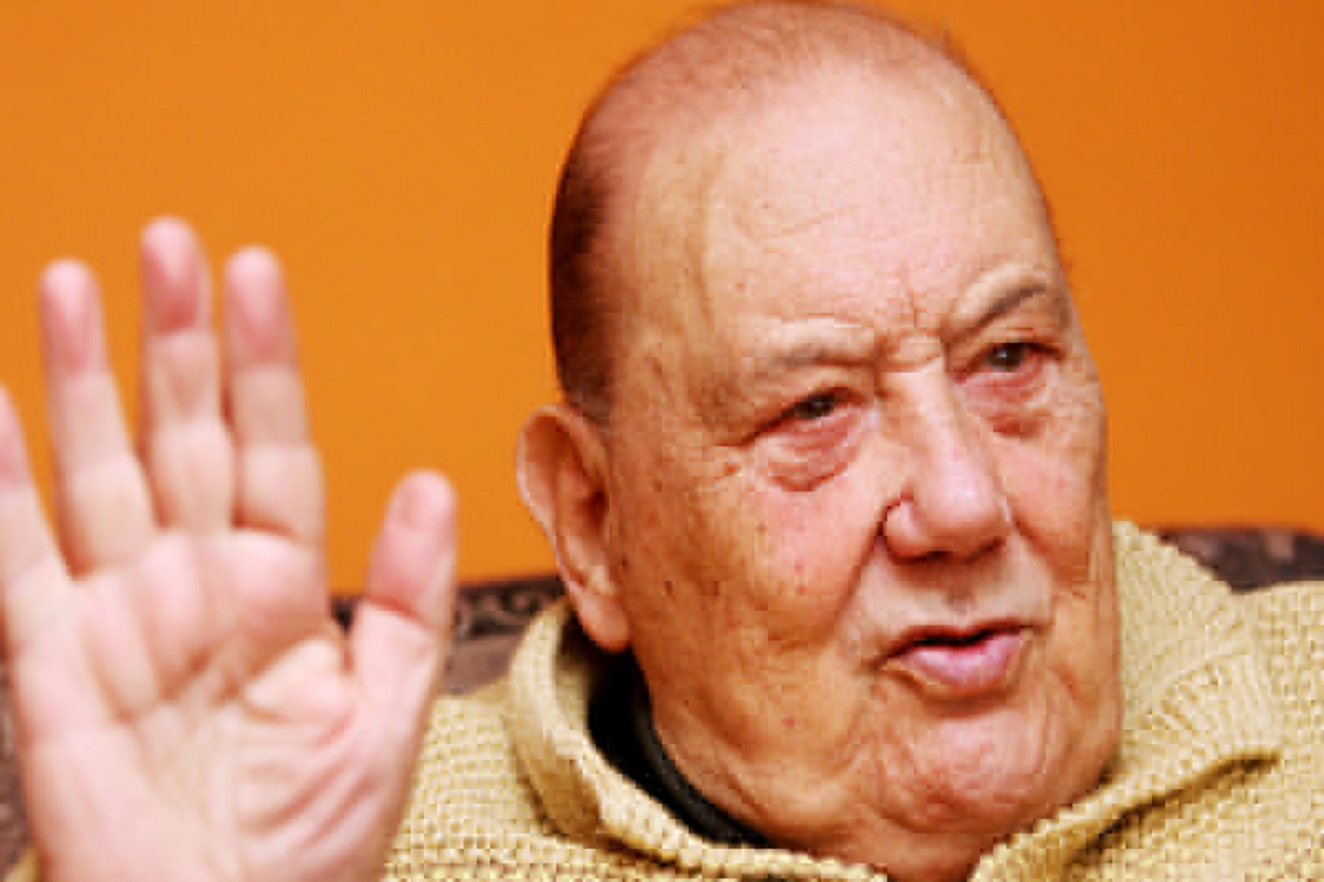 नशीबवान! 'प्लेन, ट्रेन, कार, बस' 7 भयंकर अपघात; पण वारंवार त्याने मृत्यूला दिला चकवा