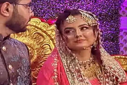 VIDEO - लग्नात नवरदेवाला बसला 'जोर का झटका'; नवरीला पाहताच पुरता हादरला