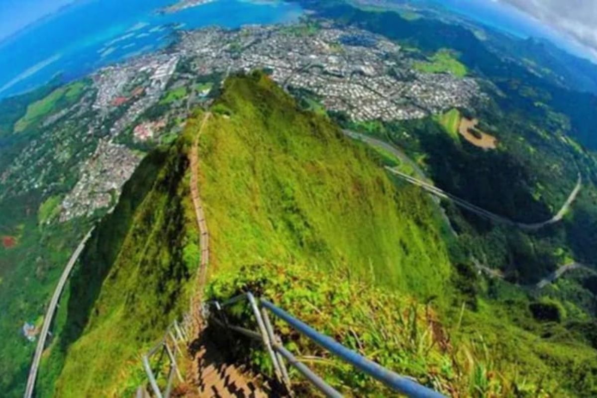 सुमारे चार हजार पायऱ्यांचा ‘स्वर्गात’ जाणारा जिना; आता सरकार करणार नष्ट, काय आहे कारण?