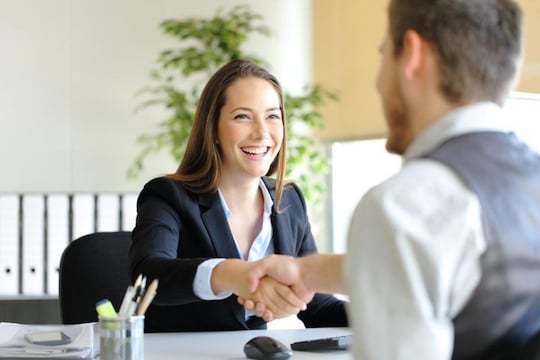 Interview Tips: Why Should We Hire You? नोकरीसाठी सर्वात महत्त्वाचा प्रश्न; असं द्या Perfect उत्तर
