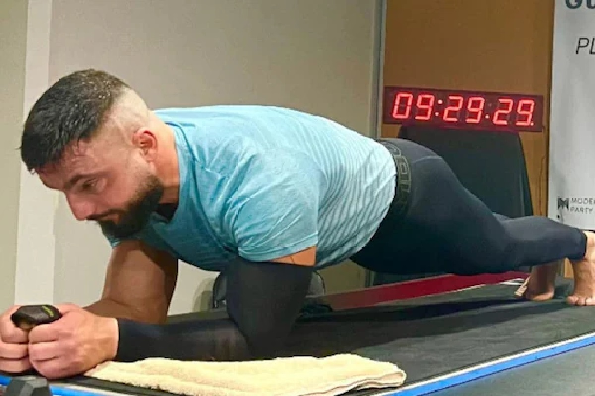 हात मोडला पण जिद्द सोडली नाही! तब्बल 9 तास Plank करत विश्वविक्रम; पाहा VIDEO