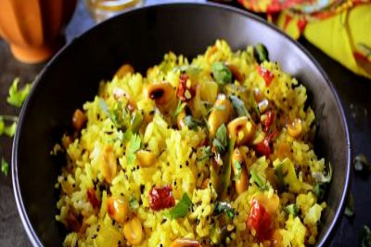तुम्हालाही पोहे प्रचंड आवडतात? मग पोह्यांचे 'हे' पाच प्रकार ट्राय करून बघाच