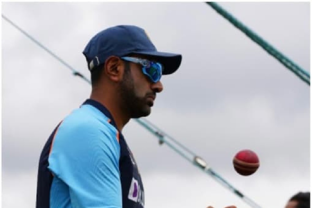 T20 World Cup 2021: अश्विनच्या समावेशाबाबत गावसकरांचा धक्कादायक दावा, म्हणाले...