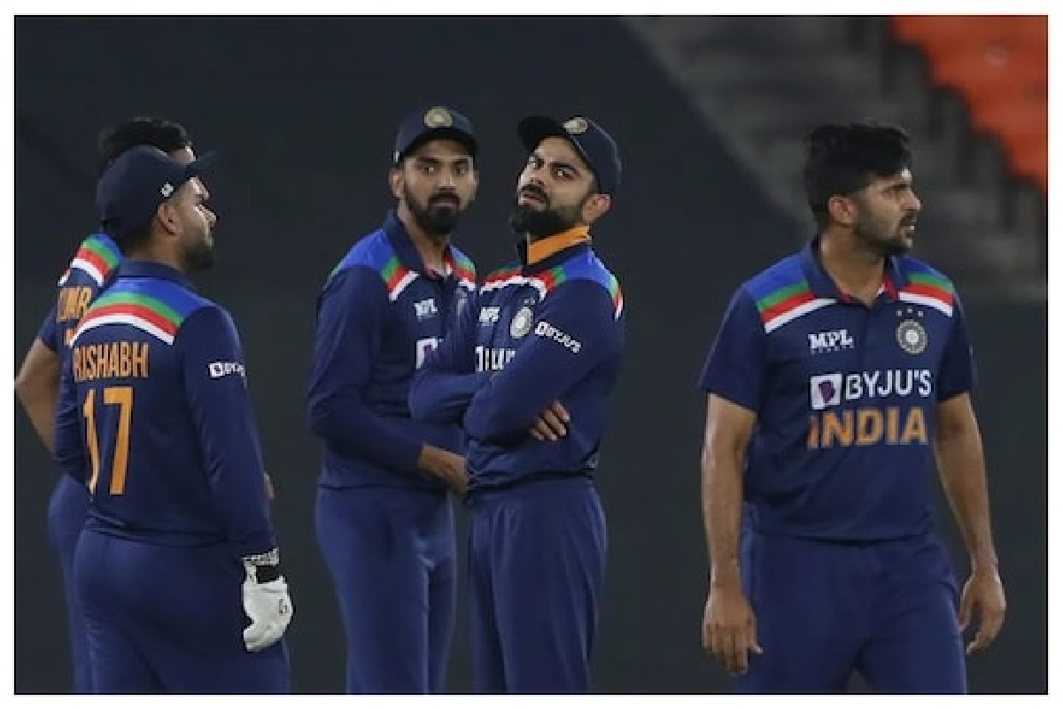 रोहित शर्मा नाही तर 'या' खेळाडूला कॅप्टन करा, गावसकरांचा BCCI ला सल्ला