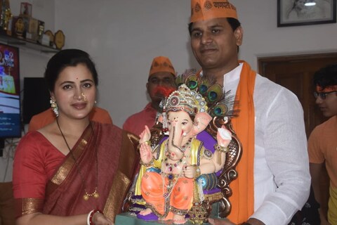 'गणपती मुख्यमंत्र्यांना विदर्भातील शेतकऱ्यांचा दुःख, विदर्भातील प्रत्येक तालुक्यात येण्याची सद्बुद्धी देवो'
