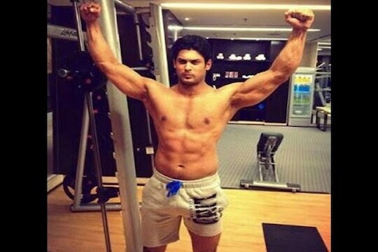 Sidharth Shukla death: काही व्यायामही वाढवतात हृदय विकाराचा धोका
