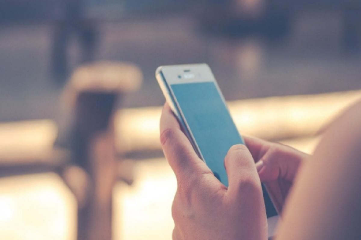 तरुणीला होता बॉयफ्रेंडवर संशय; अनोख्या पद्धतीचा वापर करत शोधलं सत्य, वाचून लावाल डोक्याला हात