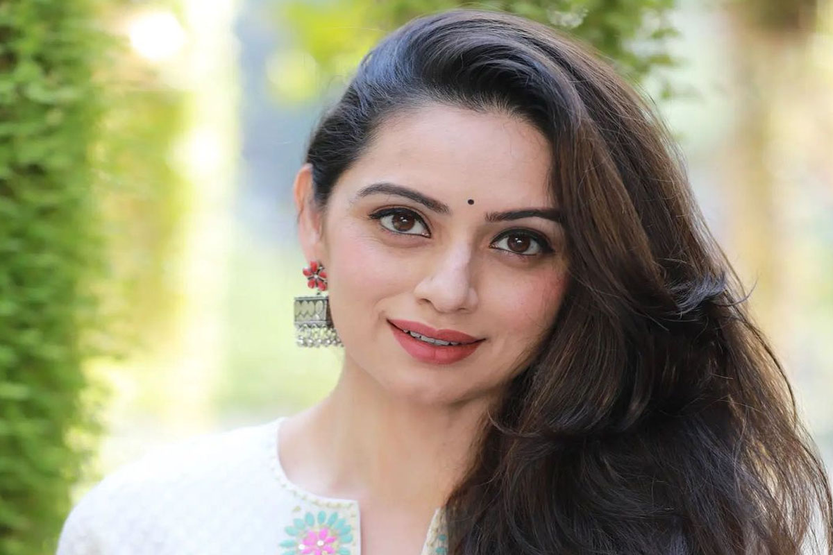 अरे बापरे! काय हे? पावसामुळे Shruti Marathe च्या घराची झाली अशी अवस्था; शेअर केला VIDEO