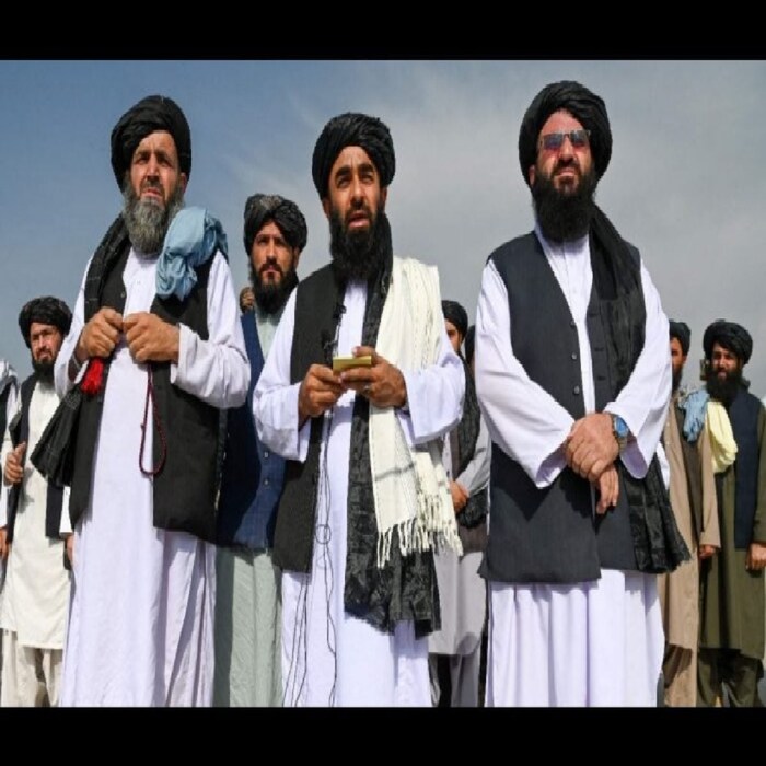 तालिबानच्या पहिल्या राजवटीच्या काळात 1996 आणि 2001 या वर्षांमध्ये हजारा या समाजावर खूप अत्याचार झाले होते. पंरतु आता तालिबाननं पुन्हा सत्ता हस्तगत केल्यानंतर आता त्यांनी पुन्हा त्यांना टार्गेट करायला सुरूवात केली आहे.