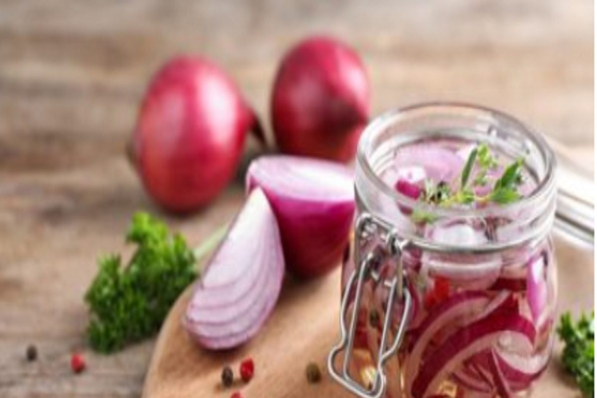 अरे बापरे! कांद्यामुळे होतोय नवा साल्मोनेला आजार; जाणून घ्या लक्षणं आणि उपचार