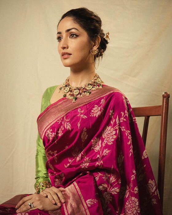 तिने उघड केले की फॅशन इंडस्ट्रीमध्येही, काही मोठे डिझायनर असे आहेत जे तुम्हाला त्यांचे पोशाख देत नाहीत कारण त्यांच्या नजरेत तुम्ही तसे नसता जसे त्यांना हवं असतं. 
