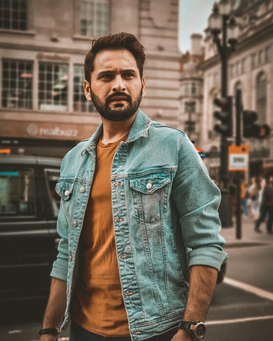 विविध क्षेत्रातून तसेच आपल्या कुटुंबातून स्वतः साठी वेळ काढून आलेल्या महिलांची ही कथा असणार आहे. जेव्हा सात अभिनेत्री आणि एक अभिनेता एकत्र येतो तेव्हा काय धम्माल होते पाहणं रंजक ठरणार आहे. 