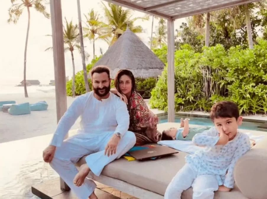 करीना कपूर सैफ अली खानपेक्षा 10 वर्षांनी लहान आहे. दोघेही तैमूर अली खान आणि जेह या दोन सुंदर मुलांचे पालक आहेत. दोघेही आपल्या कौटुंबिक जीवनाचा आनंद घेत आहेत. 