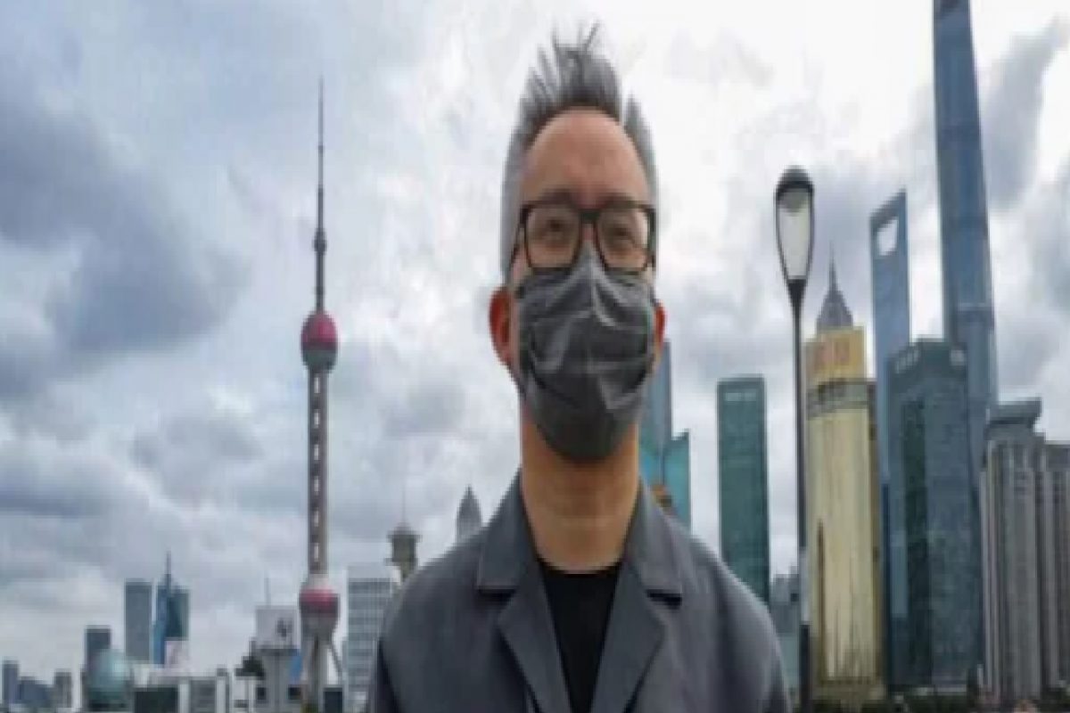 लोकप्रिय कलाकारानं सोन्याचे तांदूळ सोडले नदीत, एका संदेशासाठी केला लाखोंचा खर्च