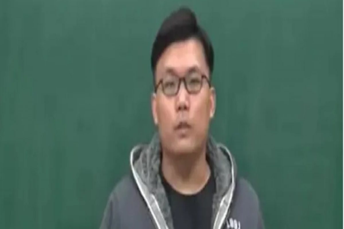 व्यवसायाचं ‘गणित’!हे गुरुजी पॉर्न वेबसाईटवर शिकवतात MATHS, कमावतात कोट्यवधी रुपये