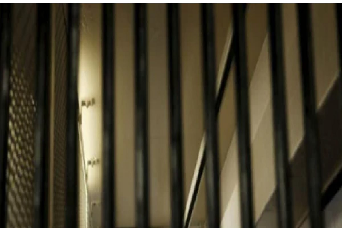 कमालीच्या गुप्ततेत 26 दहशतवाद्यांचं SHIFTING, काश्मीरवरून थेट आग्रा तुरुंगात रवानगी