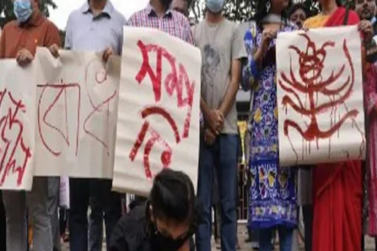 Explainer: बांग्लादेशात अचानक हिंदूंंवर हल्ले कसे सुरू झाले? कोणाचा आहे कट? एका CCTV फुटेजने समोर आलं सत्य