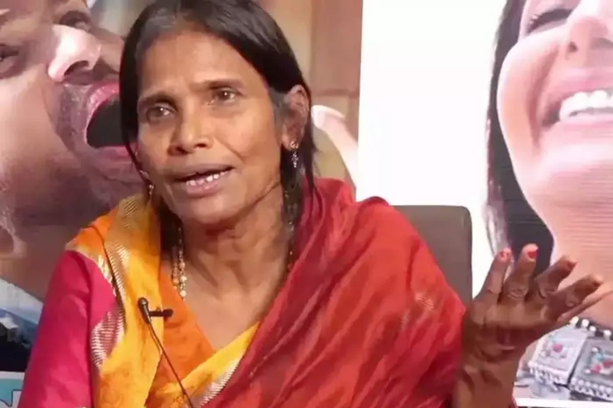 रानू मंडल हिने गायिले Manike Mange Hite गाणे