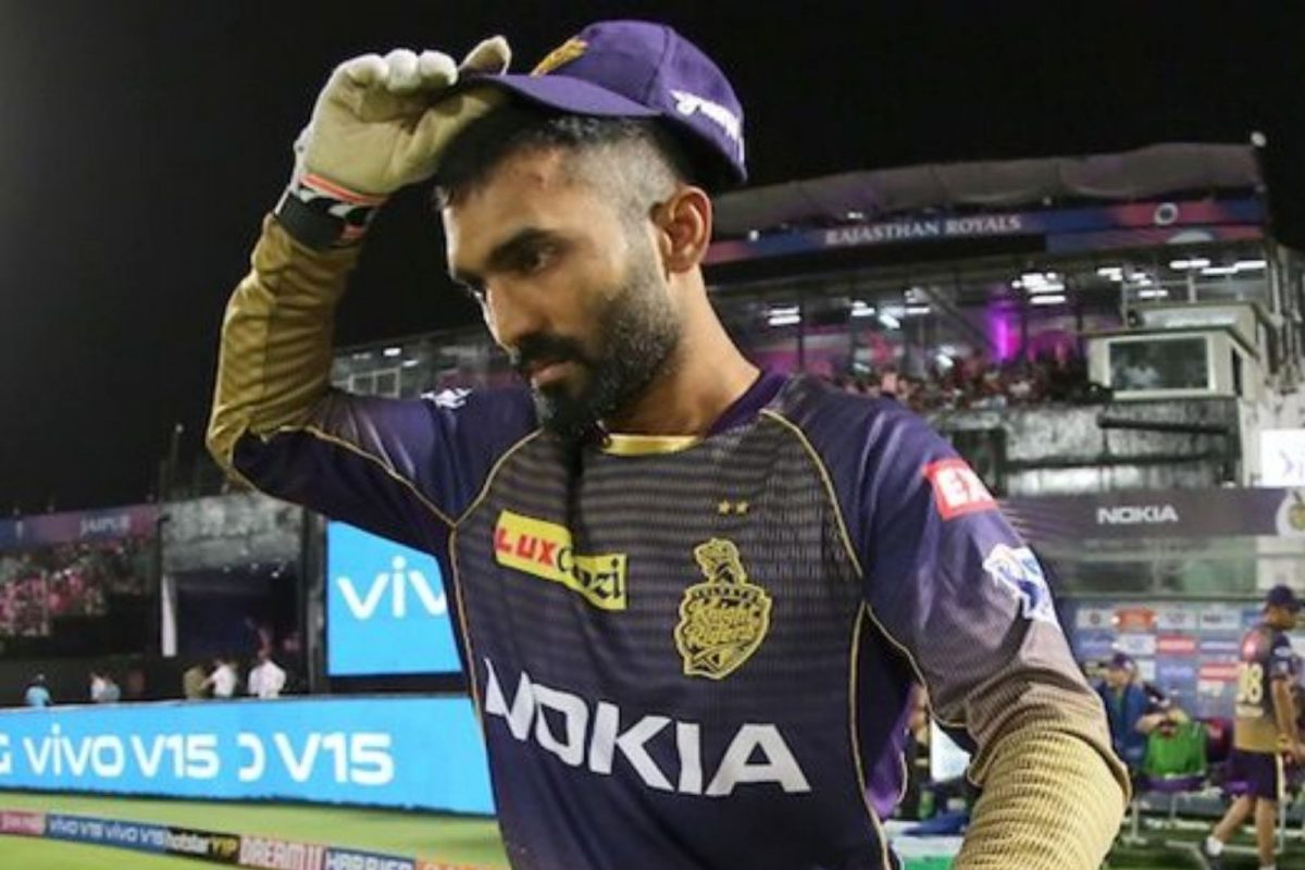 ipl 2021; फायनलपूर्वी दिनेश कार्तिकला BCCI ने फटकारले