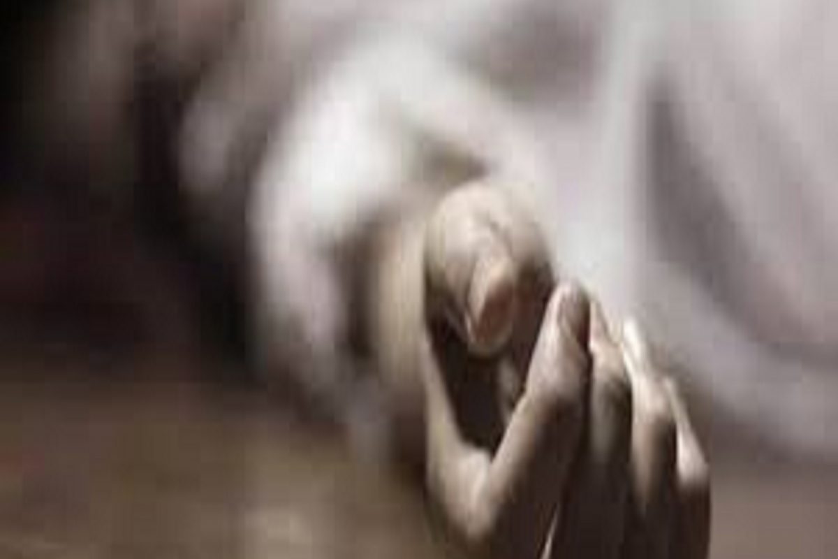 मुंबईतील बँकेच्या 42 वर्षीय senior vice president ची आत्महत्या, राहत्या इमारतीवरुन मारली उडी