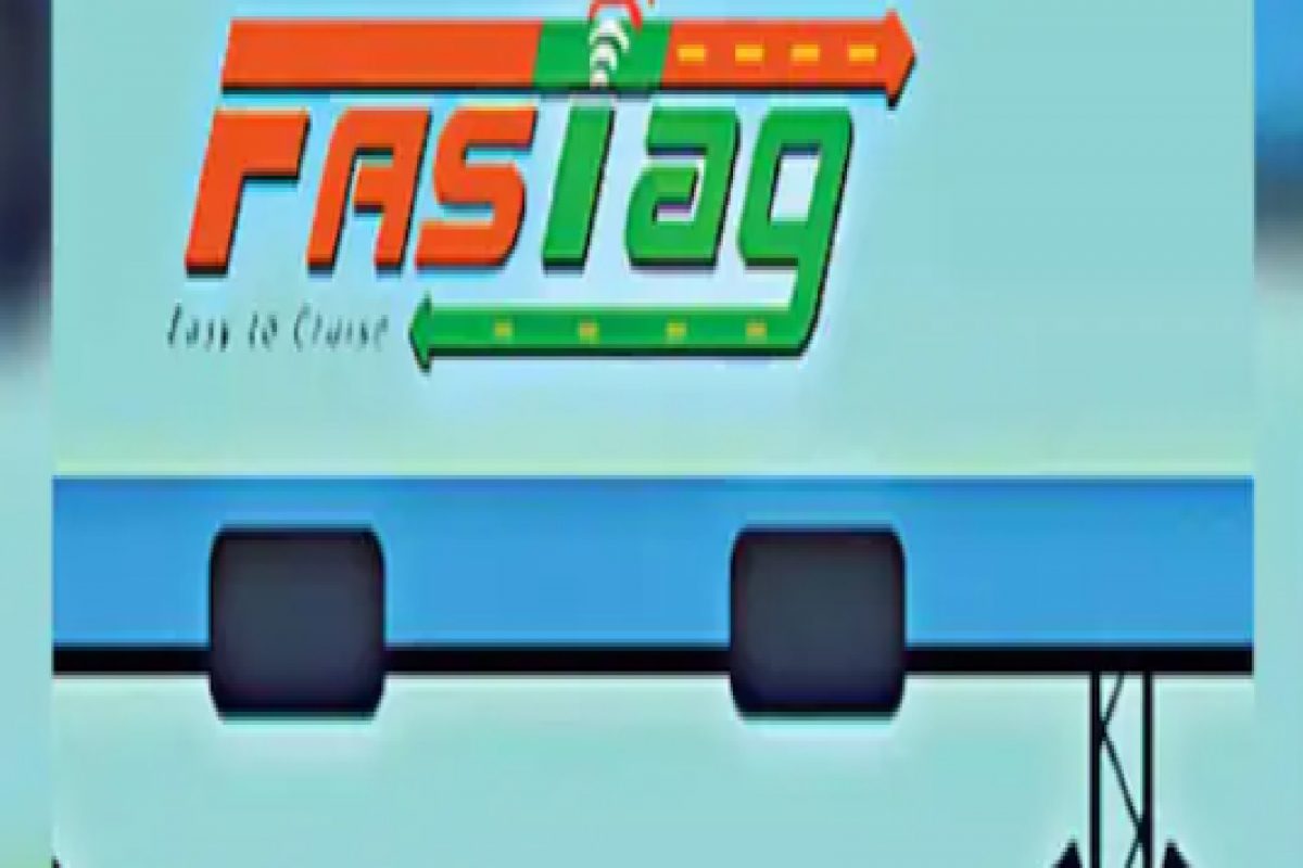 तुमच्या गाडीचा FASTAG जुना तर झाला नाही? पडू शकतो मोठा भुर्दंड