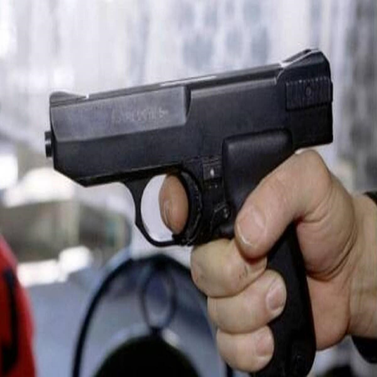 पोलीस उपअधिक्षकांवर गोळीबार, निलंबित पोलीस अधिकाऱ्यानेच केला हल्ला (प्रातिनिधिक फोटो)