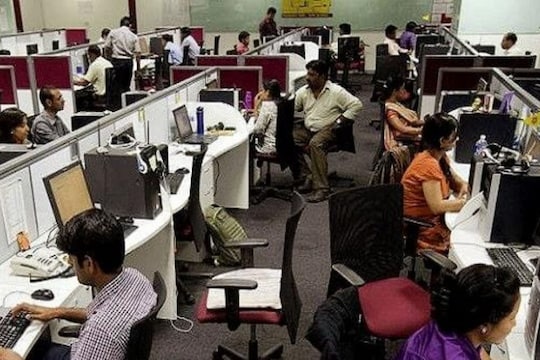 Capgemini येत्या वर्षात तब्बल 65,000 कर्मचाऱ्यांची भरती करणार आहे 