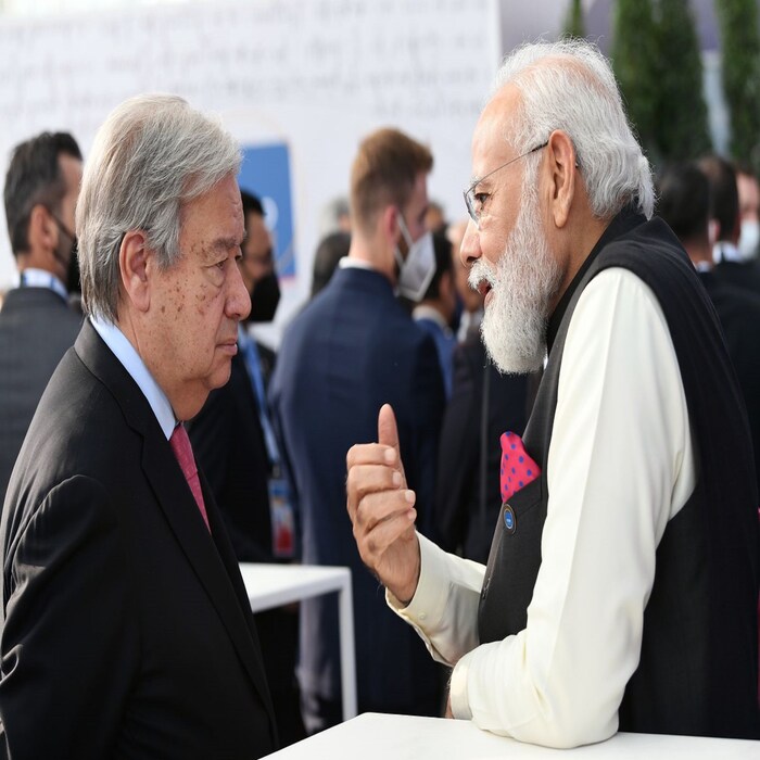जगातील अनेक दिग्गज नेत्यांची पंतप्रधान नरेंद्र मोदींनी भेट घेतली.