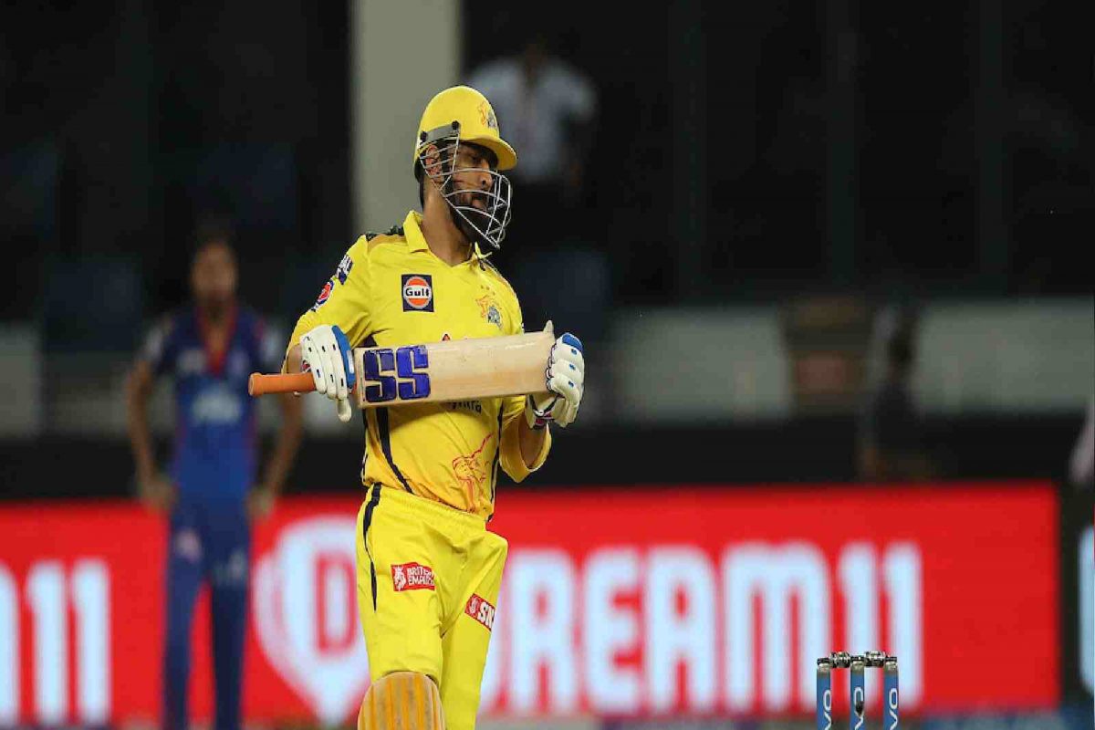 IPL 2021 : 0,6,0,4,4,4, माही मार रहा है! 6 बॉलमध्येच धोनीने संपवला सामना