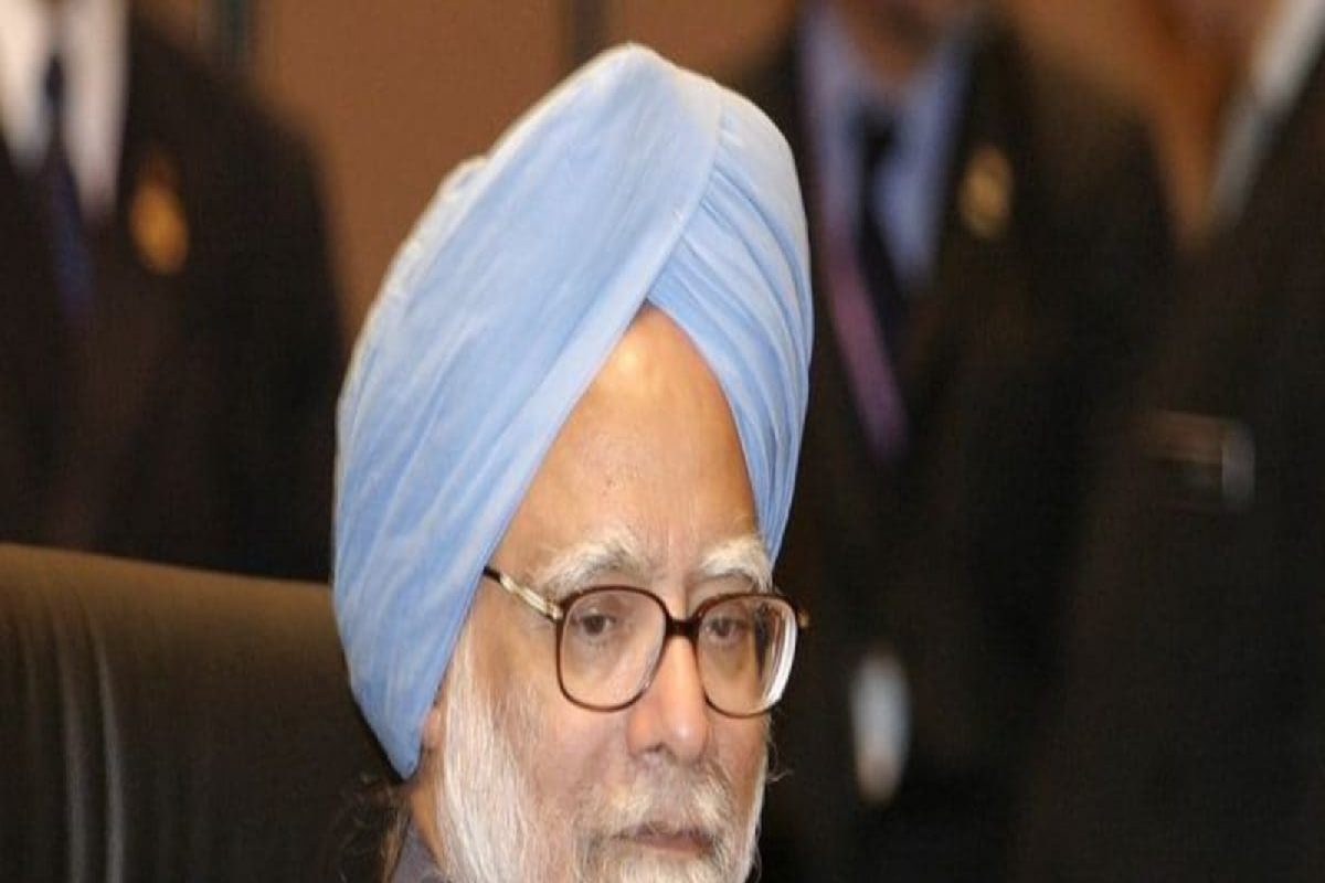 'माझे वडील काही झूमधले प्राणी नाहीत',माजी PM मनमोहन सिंग यांची मुलगी आरोग्य मंत्र्यावर संतापली