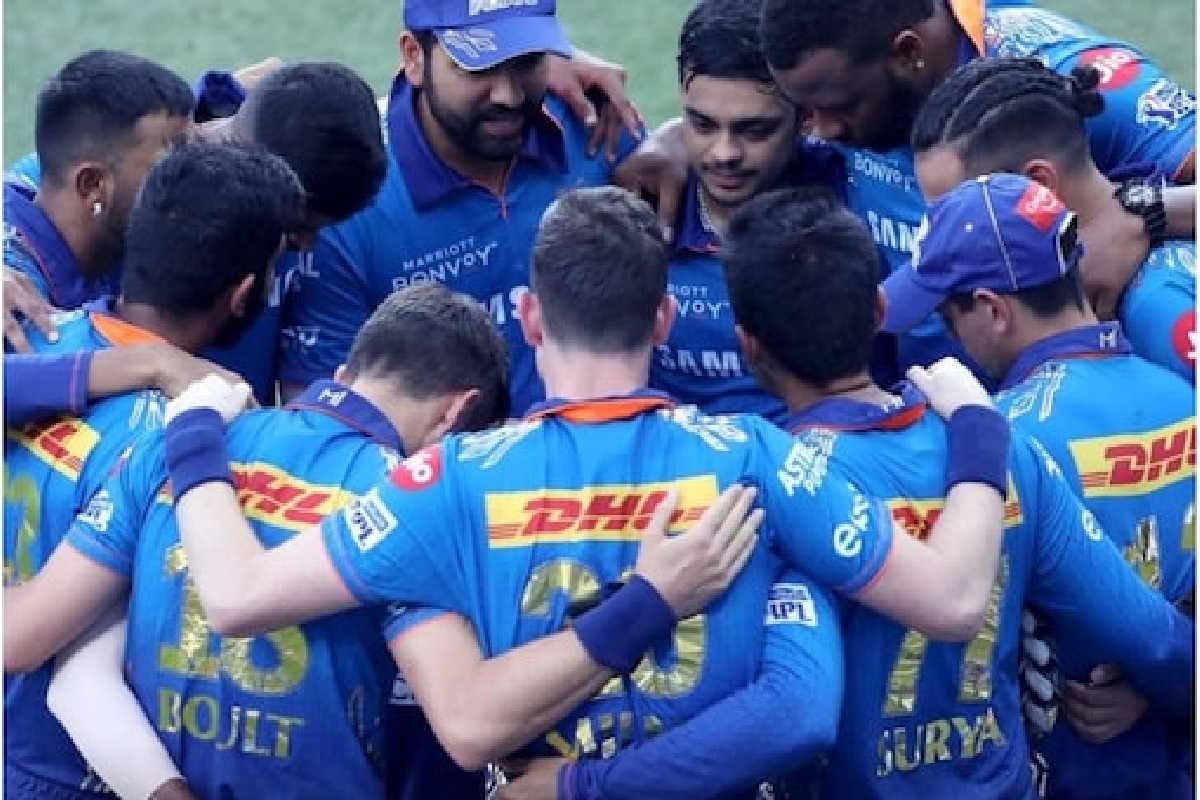 IPL 2021 : मुंबई इंडियन्सचा आणखी एक खराब सिझन, रोहितला 'त्रास' देणाऱ्या इतिहासाची पुनरावृत्ती!