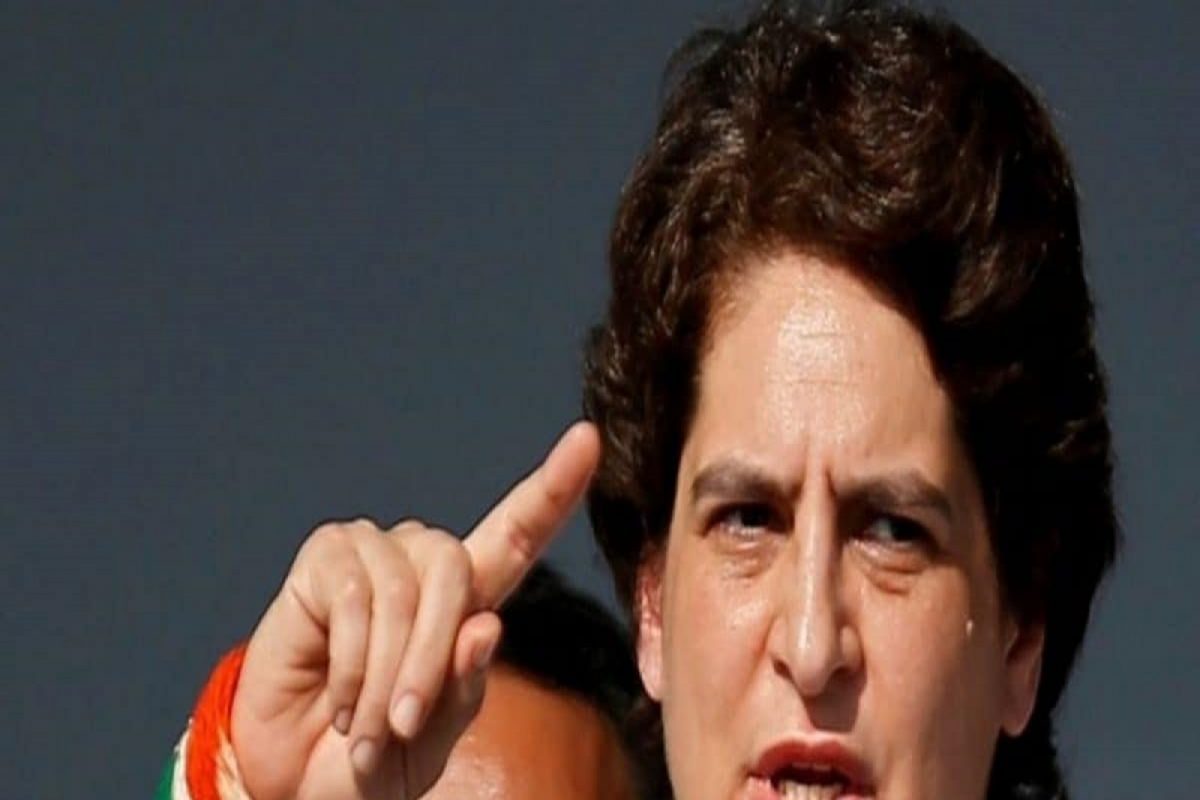 उत्तरप्रदेश निवडणुकीपूर्वी प्रियंका गांधींची मोठी घोषणा (File Photo: Reuters)