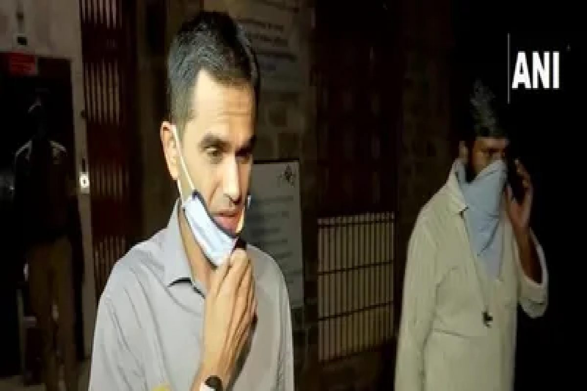 'हा' व्यक्ती समीर वानखेडेंसाठी वसुली करतो, SPECIAL 26' चा लेटरबॉम्ब टाकत नवाब मलिकांनी नाव केलं जाहीर