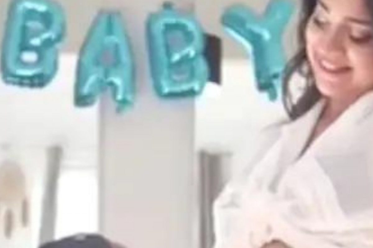 VIDEO: श्रिया सरन बनली आई;अभिनेत्रीने एका वर्षापूर्वीच दिलाय बाळाला जन्म,आता केला खुलासा