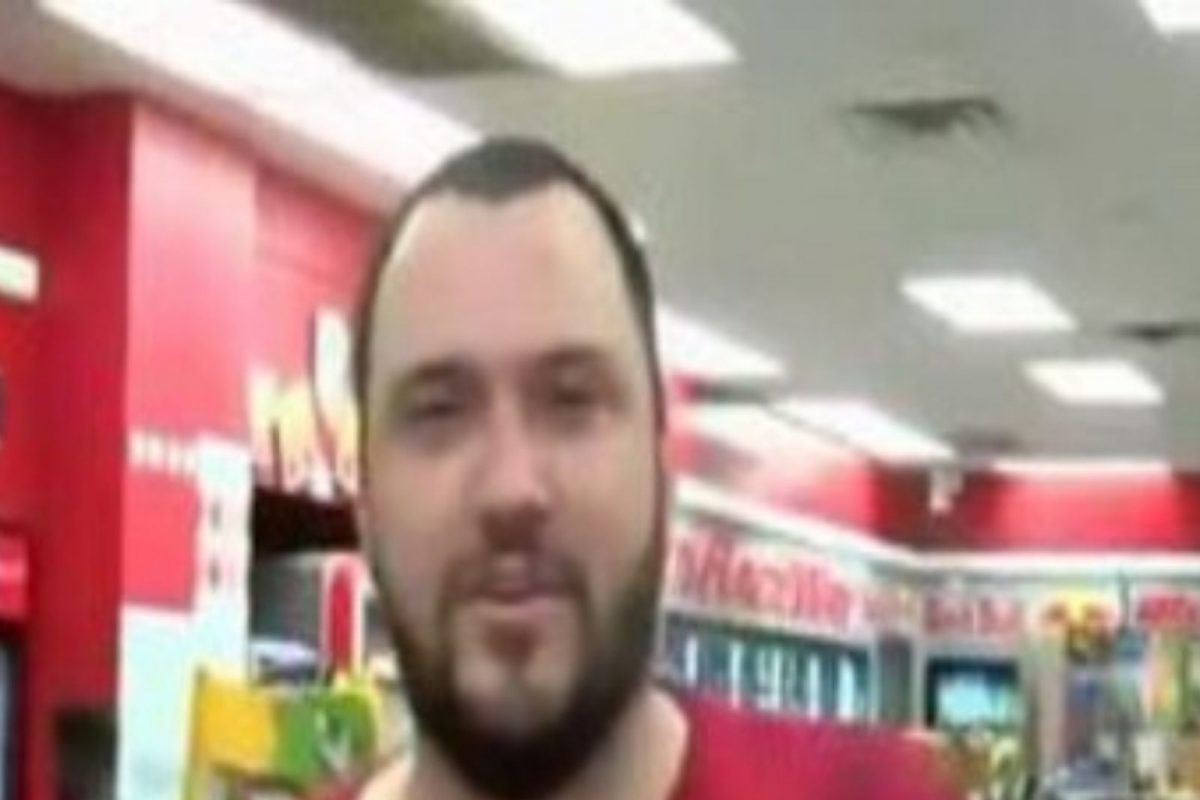 उतावळेपणा पडला महागात; लॉटरी जिंकण्याआधीच व्यक्तीनं केला भयंकर खुलासा, आता पोलीस घेतायेत शोध