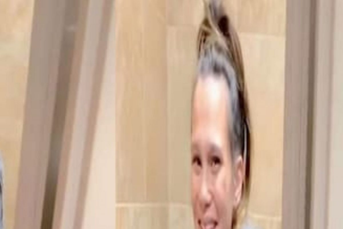 पेट्रोल पंपावरील टॉयलेटमध्ये गेलेली पत्नी; बाहेर येताच ते दृश्य पाहून पतीला बसला धक्का